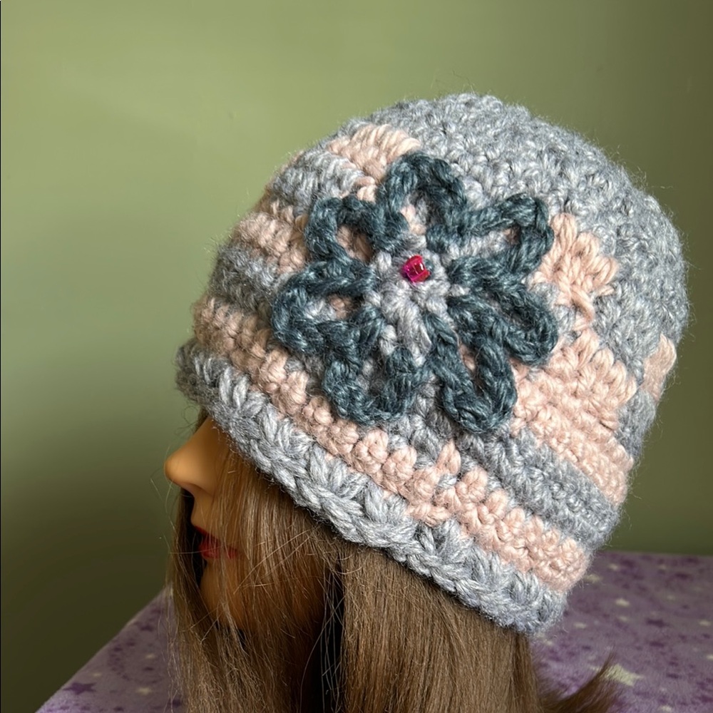 Crochet flower medium checkered striped beanie thick acrylic  extremely warm